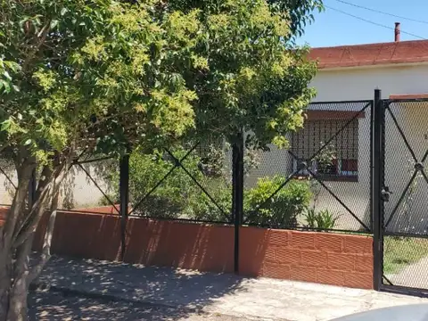 Casa en Venta en Glew, Partido de Almirante Brown