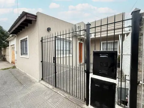 Casa en Venta en Parque San Martin, Partido de Merlo