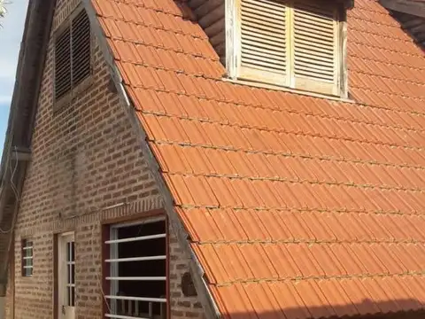 Casa en Venta en Los Hornos, La Plata