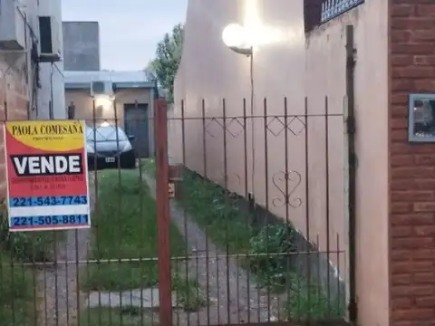 Casa en Venta en Los Hornos, La Plata