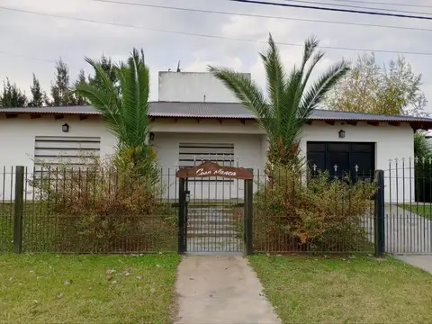 Casa en Venta en Lisandro Olmos Etcheverry, Partido de La Plata