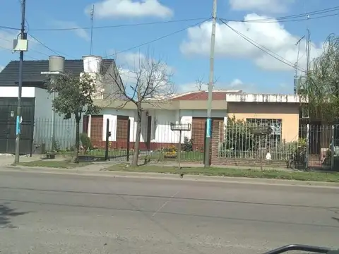 Casa en Venta en Parque San Martin, Partido de Merlo