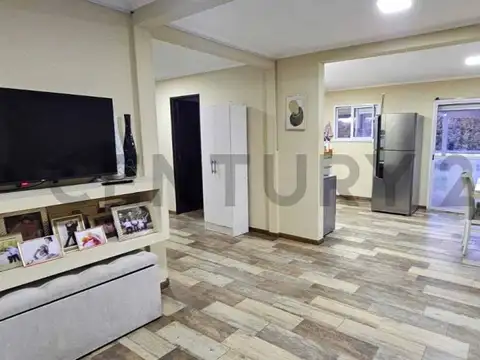 Casa en Venta en Villa Parque Sicardi, Partido de La Plata