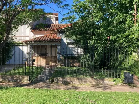 Casa en Venta en Ministro Rivadavia, Partido de Almirante Brown