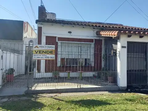Casa en Venta en Ezpeleta Este, Partido de Quilmes