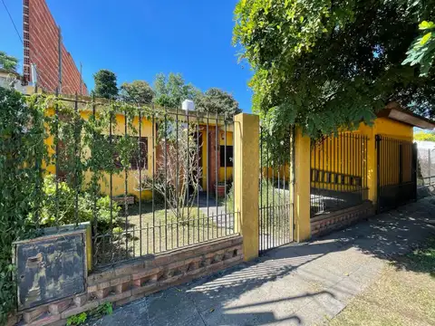 Casa en Venta en Glew, Partido de Almirante Brown