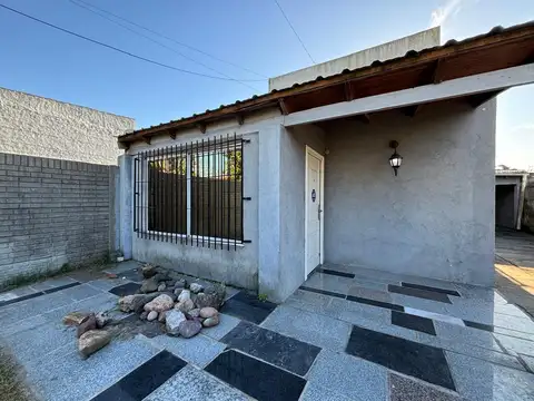 Casa en Venta en Los Hornos, La Plata