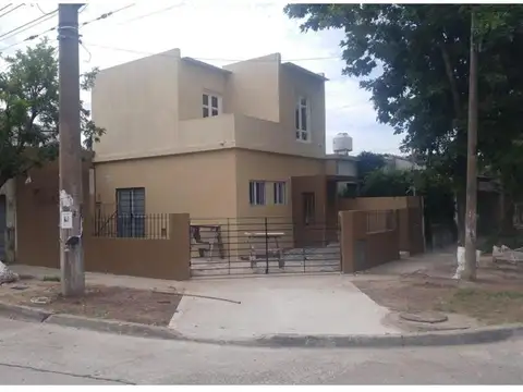 Casa en Venta en Villa Santos Tesei, Partido de Hurlingham