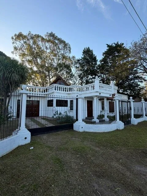 Alquiler excelente casa 3 dormitorios!! Granja de Funes