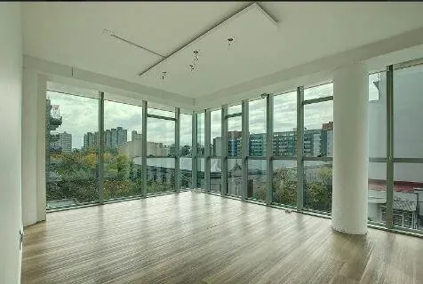 Oficina En Alquiler C/cochera 190m2