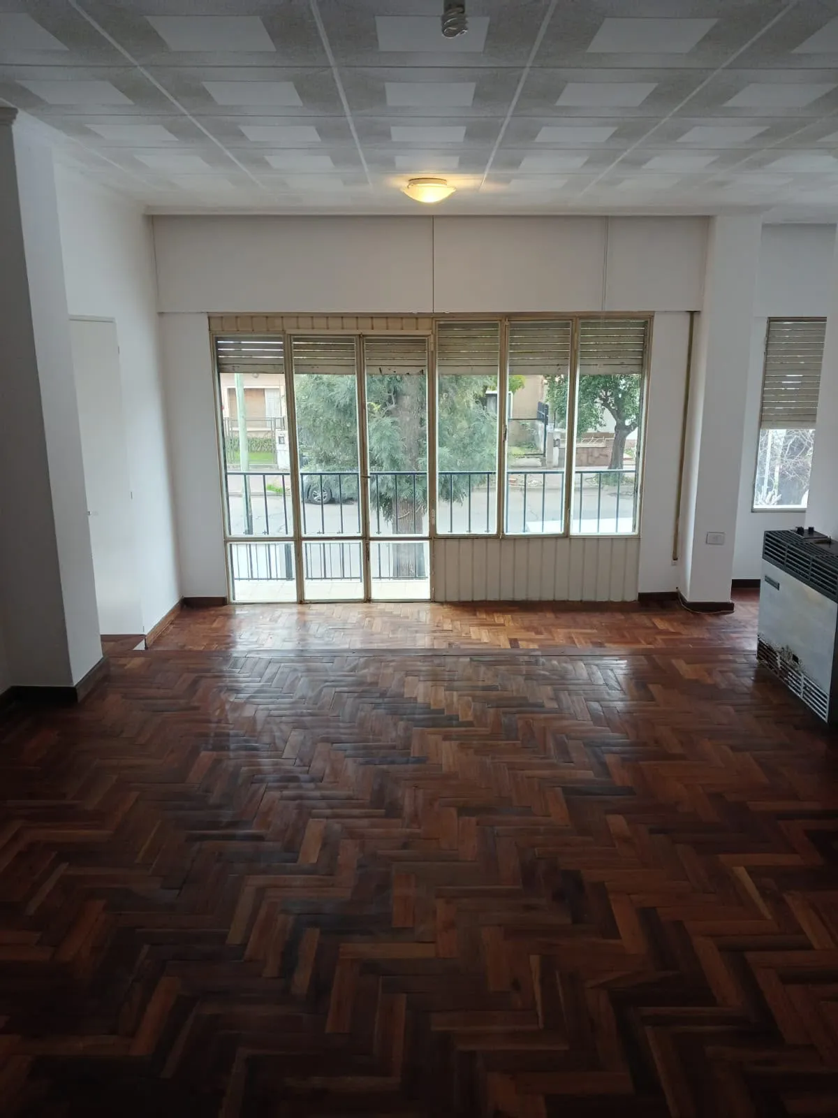 ALQUILER CASA 3 DORMITORIOS B° ALTA CPORDOBA