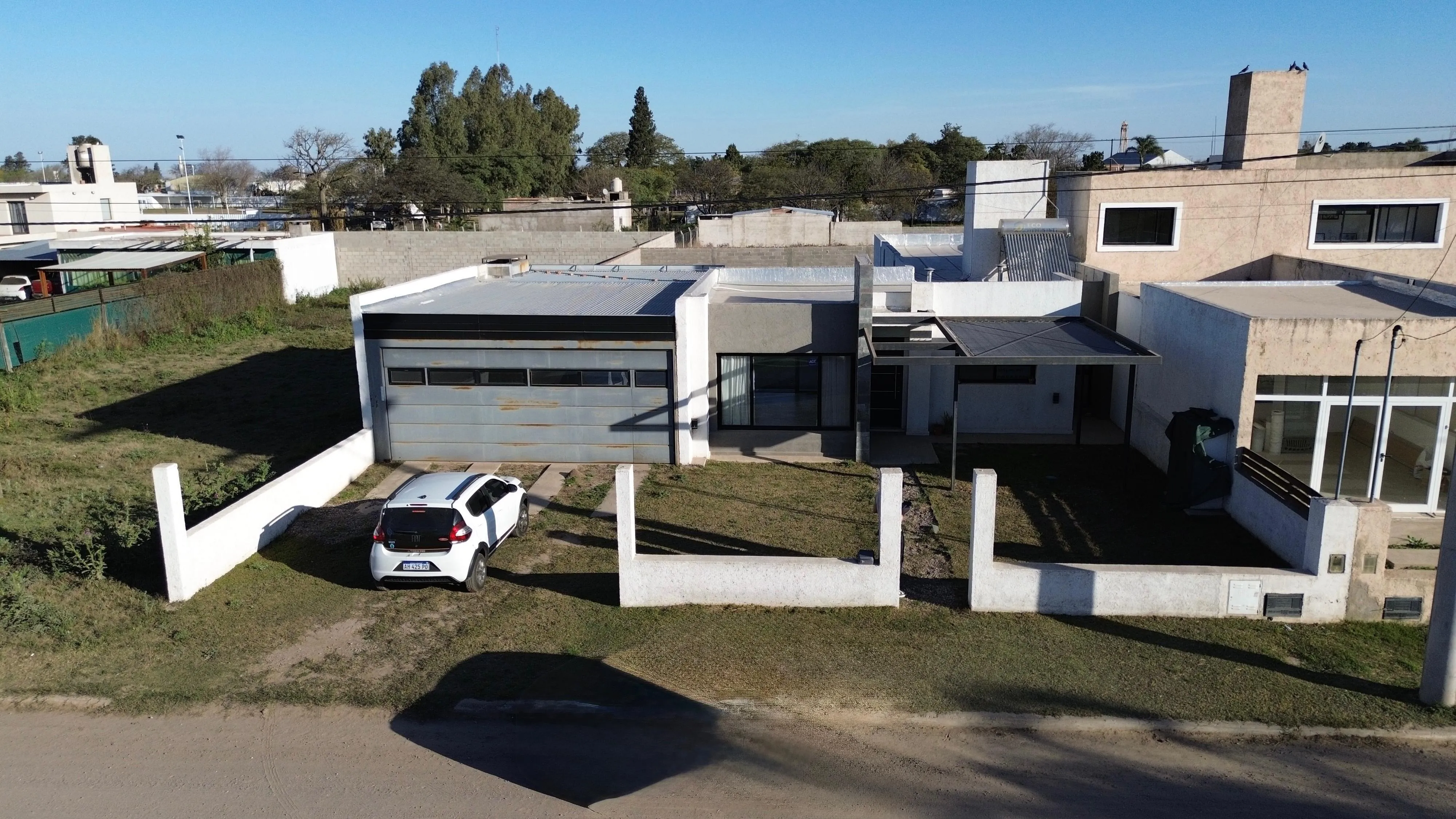Casa de Tres Dormitorios en Venta Colonia Tirolesa