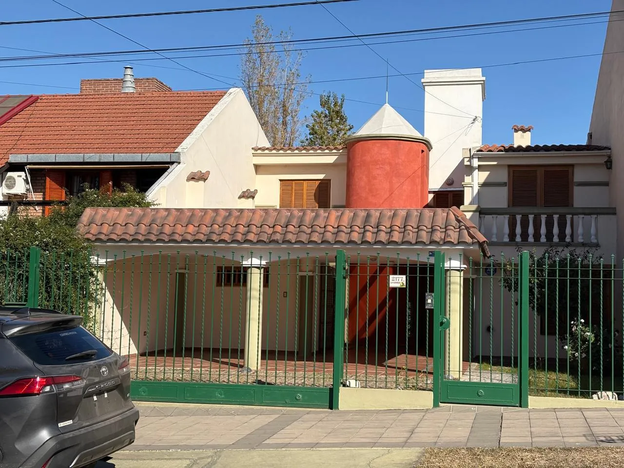 HERMOSA CASA EN ALQUILER ZONA CORDOBA SHOPPING (OPCION COMERCIAL)