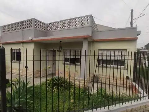 Casa en Venta en Moron Sur, Moron