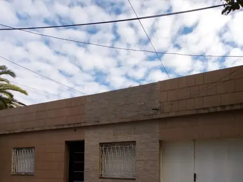 Casa en Venta en Burzaco, Partido de Almirante Brown