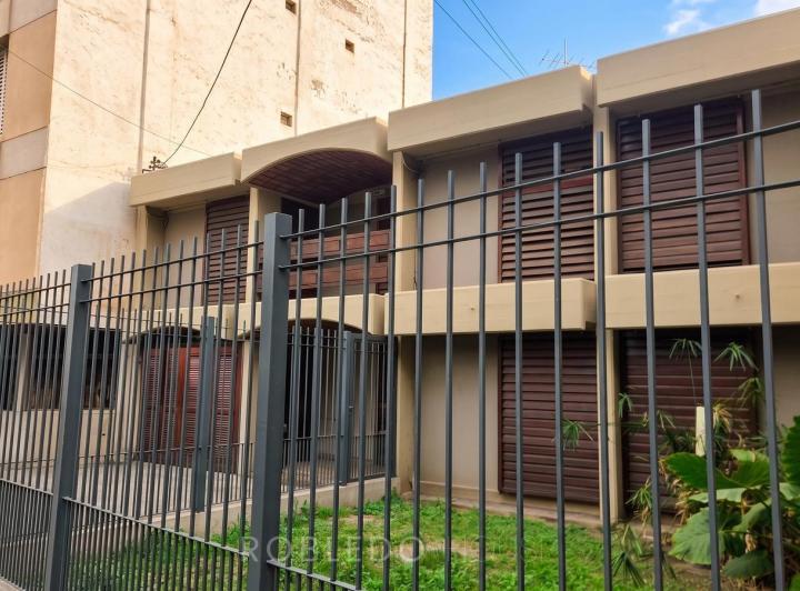 Casa · 347m² · 7 Ambientes · 5 Cocheras