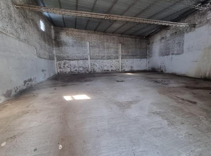 Bodega-Galpón · 220m² · 1 Ambiente
