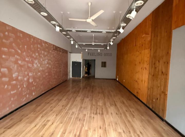 Local comercial · 112m² · 2 Dormitorios