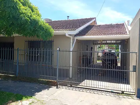 Casa en Venta en Barrio Campo Rossi, Villa de Mayo