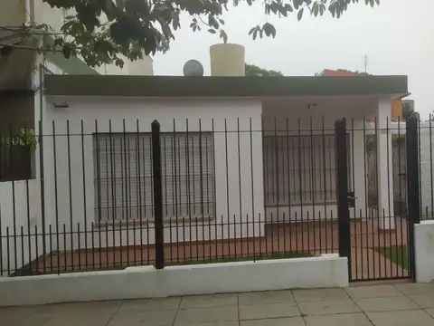 Casa en Venta en Jose Marmol, Partido de Almirante Brown