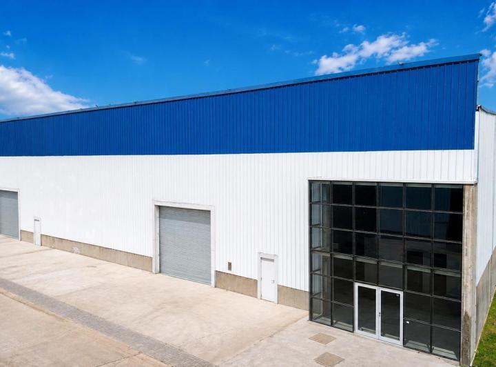 Bodega-Galpón · 1750m²