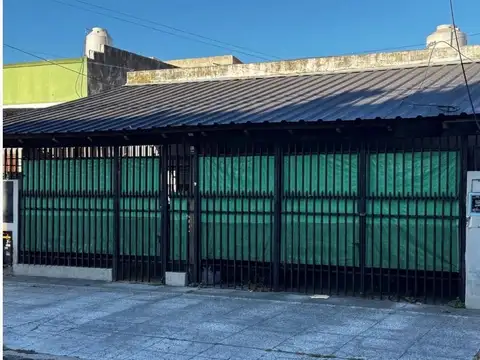 Casa en Venta en El Palomar, Partido de Tres de Febrero