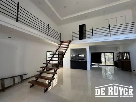 Casa en Venta en Centro Agricola el Pato, Partido de Berazategui