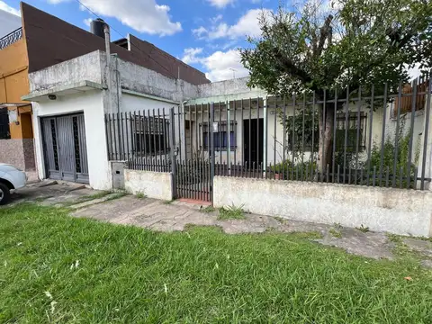 Casa en Venta en Villa Luzuriaga, Partido de La Matanza