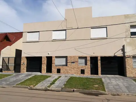 Casa en Venta en Villa Galicia, Temperley