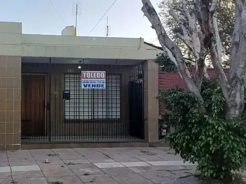 Casa en Venta en Isidro Casanova, Partido de La Matanza