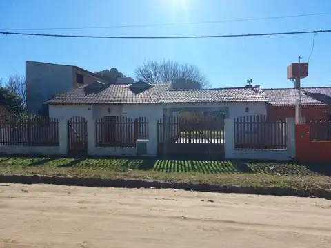 Casa en Venta en Costa Azul, Partido de La Costa