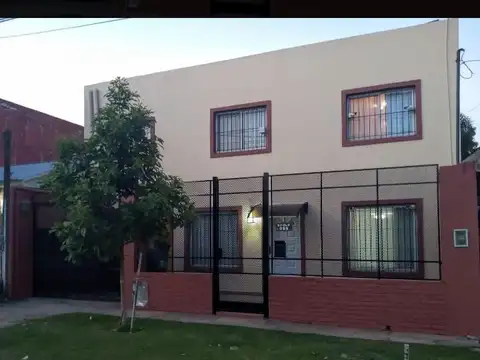 Casa en Venta en Puerta De Hierro, Moreno