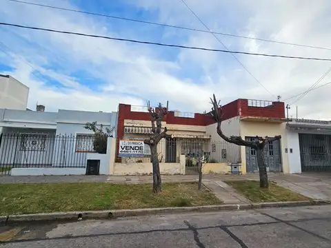 Casa en Venta en Isidro Casanova, Partido de La Matanza