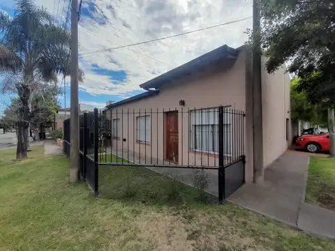 Casa en Venta en La Esperanza, Lujan