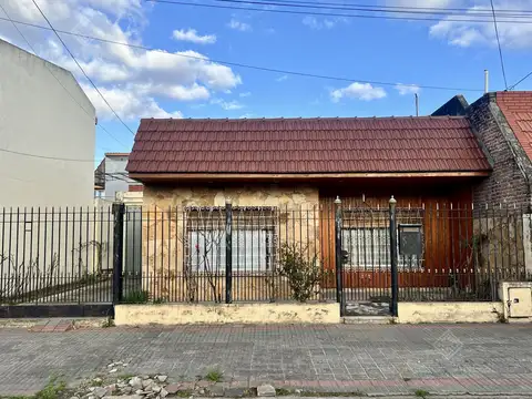 Casa en Venta en Remedios de Escalada, Partido de Lanús