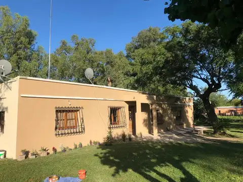 Casa en Venta en Lezica y Torrezuri, Partido de Luján