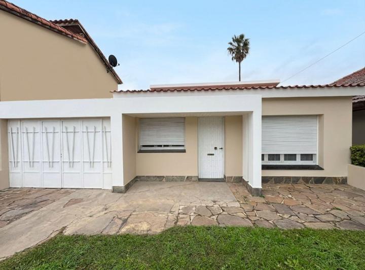 Casa · 81m² · 4 Ambientes · 1 Cochera