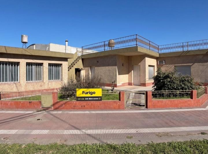 Casa · 500m² · 3 Dormitorios · 1 Cochera