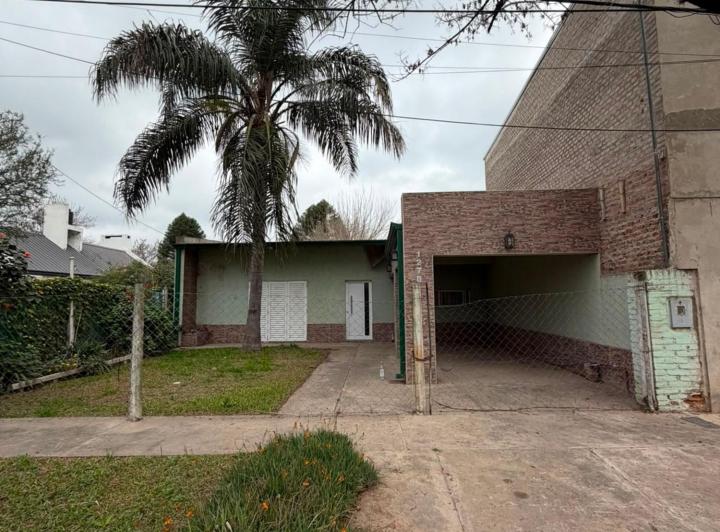Casa · 75m² · 3 Ambientes · 1 Cochera