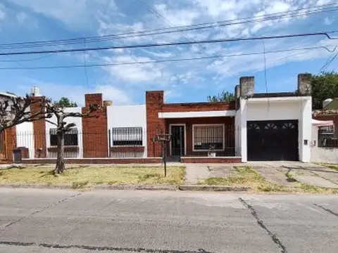 Casa en Venta en Castelar Sur, Castelar