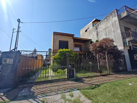 Casa en Venta en Isidro Casanova, Partido de La Matanza