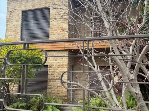 Casa en Venta en Isidro Casanova, Partido de La Matanza