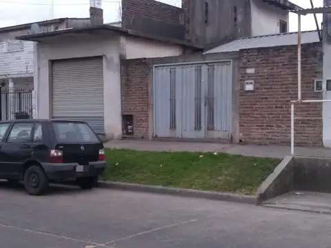 Casa en Venta en Isidro Casanova, Partido de La Matanza