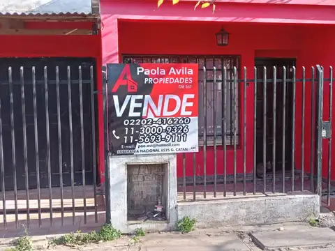 Casa en Venta en Barrio San Carlos, Isidro Casanova