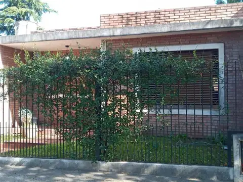 Casa en Venta en Castelar, Partido de Morón