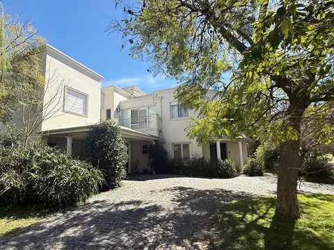 Casa en Venta en El Talar De Pacheco, Countries y Barrios Cerrados en Tigre