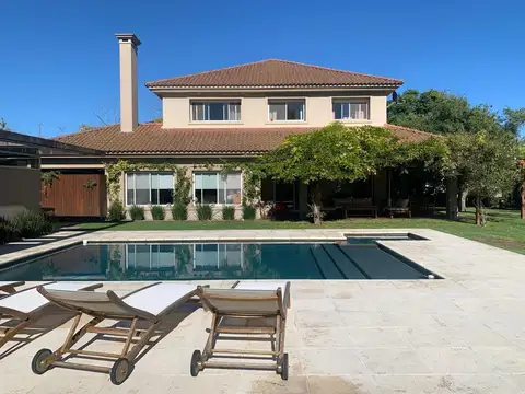 Casa en Venta en Buenos Aires Golf, Countries y Barrios Cerrados en San Miguel