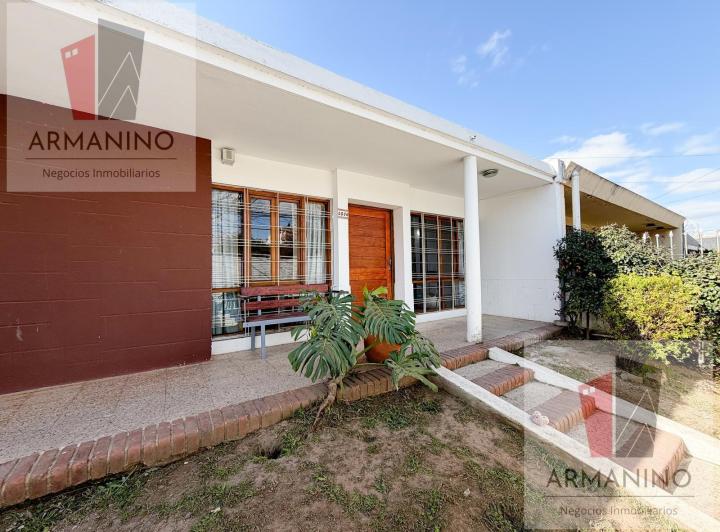 Casa · 174m² · 5 Ambientes · 3 Cocheras
