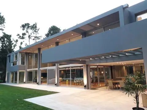 Casa en Venta en Highland Park Country Club, Del Viso