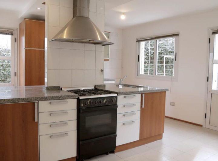 Casa · 293m² · 5 Ambientes · 1 Cochera